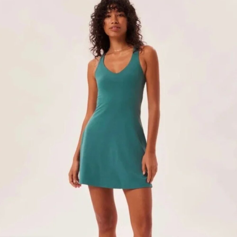NWT Girlfriend Collective Lola V-Neck Athletic Mini Dress in Everglade